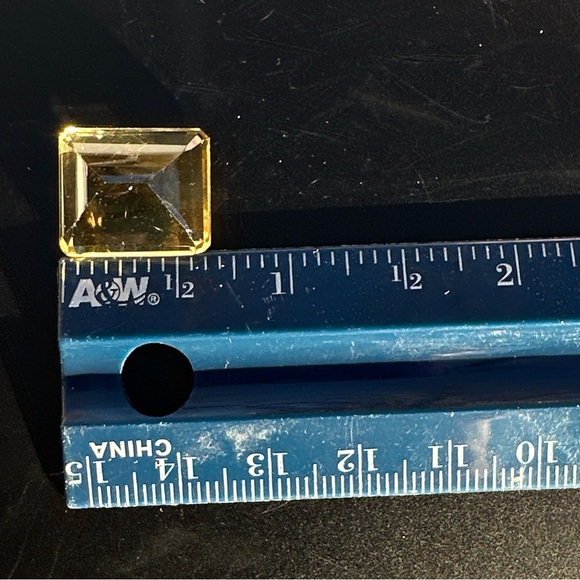 18.08 Crt Natural Lemon Quartz Faceted Gemstone - Picture 6 of 17